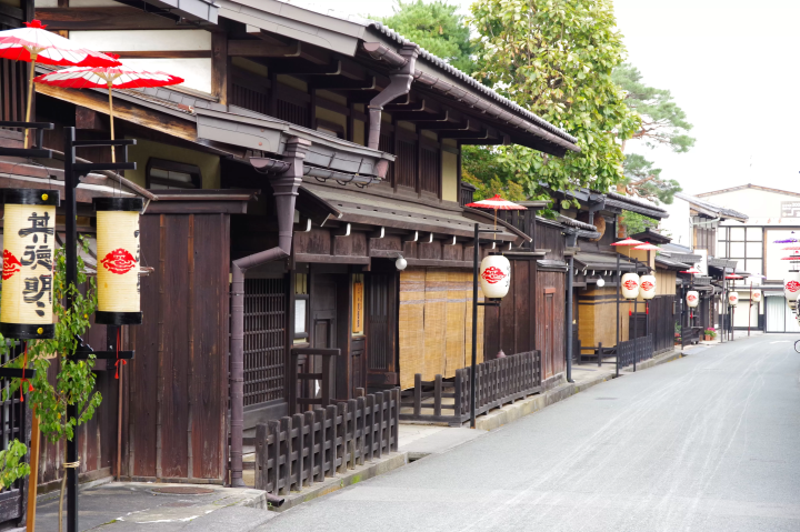 [Held on October 9th and 10th] The highlight is the gorgeous floats! Learn more about the traditional autumn Takayama Festival