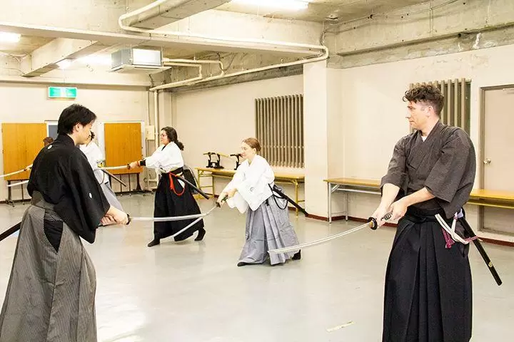 熊本でサムライになろう！　剣豪・宮本武蔵の流儀「二天一流」の18代宗家から学ぶ「居合体験」