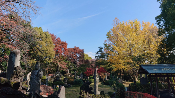 Discover 100 Kannon statues in Numabukuro, Nakano Ward, Tokyo. Travel through 100 years of history at "100 Kannon Meijiji Temple."