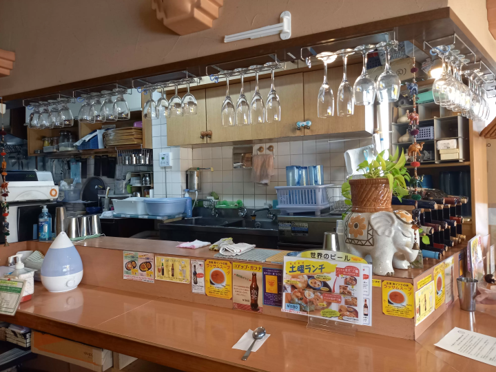 「南インドの味 カレーリーフ」のまぜまぜランチをいただきます。