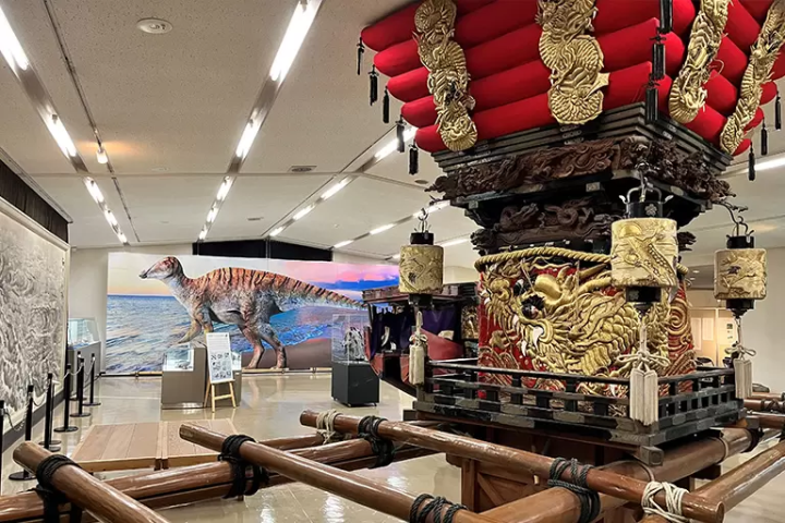 Sumoto Castle Town and its hot spring resort along the sea. How to enjoy Sumoto in Awaji Island.