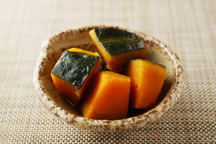 November in Japan: Weather, Events, Food and Travel Tips!