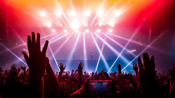 Japanese Nightlife Awaits: Tips for Live Music Venues Tickets and Payments