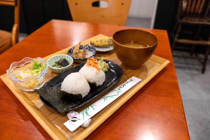 【ええやん！大阪商店街発】こだわりのお米が人と人を結ぶ、温もりが広がるやさしいおにぎり