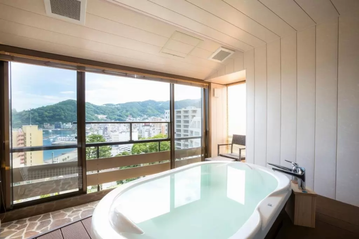 Atami Complete Guide: Relax With Hot Springs And Fireworks By The Sea