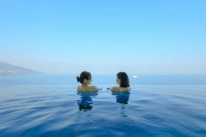 Atami Complete Guide: Relax With Hot Springs And Fireworks By The Sea