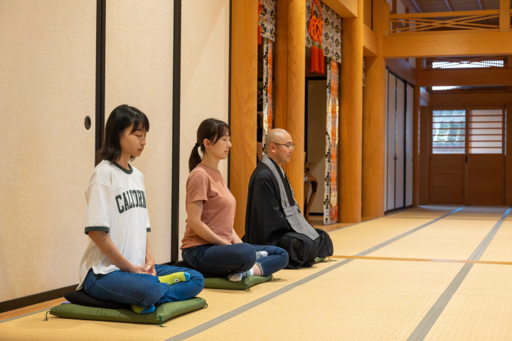 ~Luxury woven together by history and nature~ Rent the Futaba Kappo Ryokan exclusively and enjoy blissful times enjoying Japanese traditions at this cultural property inn.