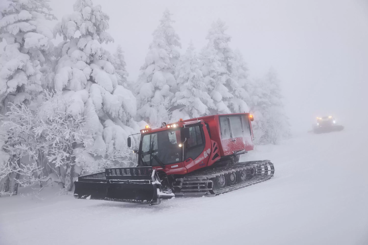 在米澤的「天元台高原滑雪場」，您可以享受冬季運動直到春天！