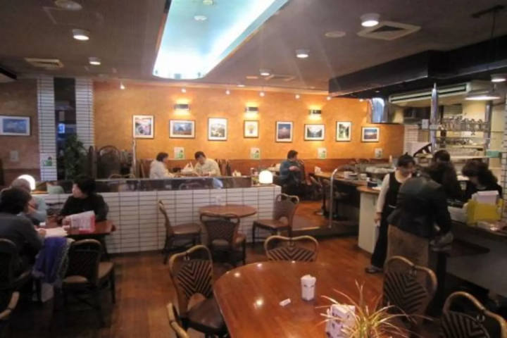 銀座の穴場カフェ10選｜老舗喫茶店や最新インスタ映えカフェでゆったりティータイム