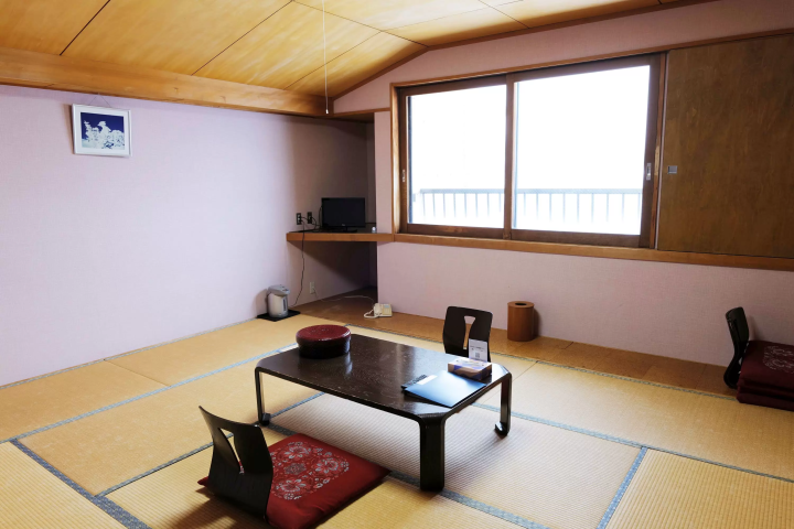 在米澤的「天元台高原滑雪場」，您可以享受冬季運動直到春天！