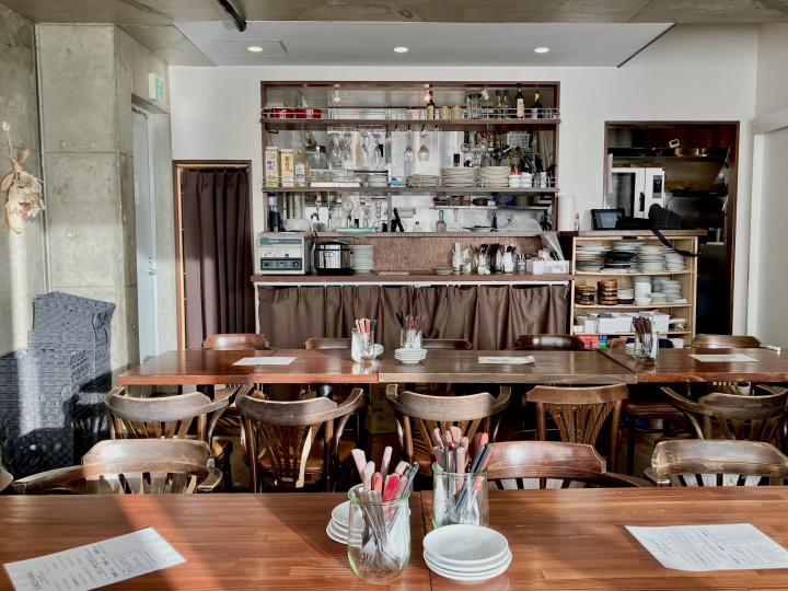 มีสไตล์แบบสบายๆ และเป็นผู้ใหญ่ขึ้นอีกเล็กน้อย อาหารฝรั่งเศสรสเลิศที่ "Bistro Mura"