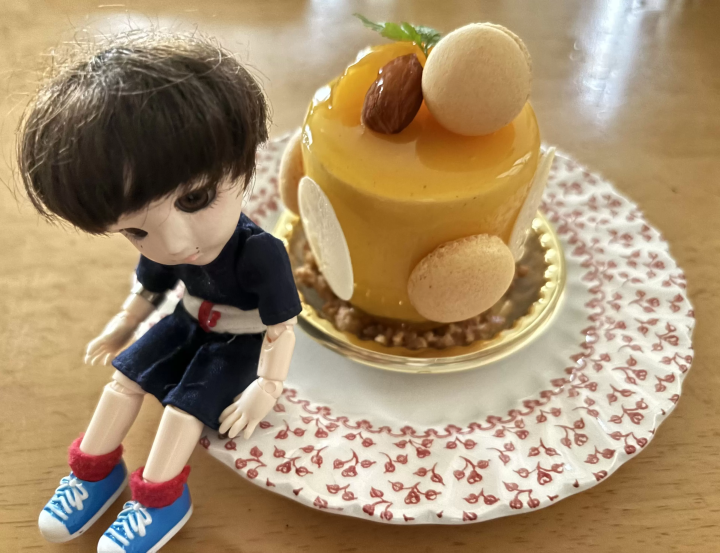 ร้านขนมฝรั่งเศสชื่อดัง "Patisserie L'abricotier"