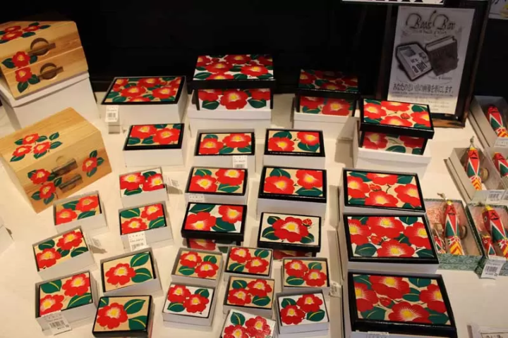 Photo: From the Hitoyoshi Kuma Guide website 