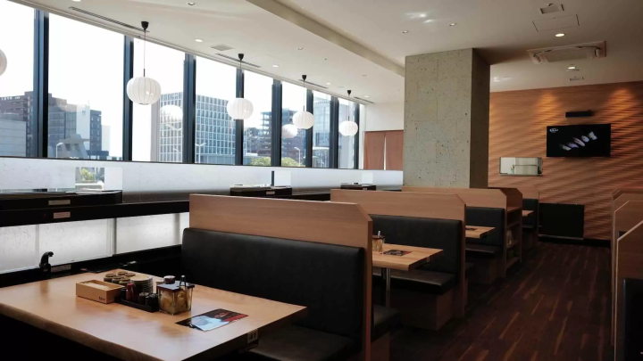 SUSHI-KUINEe Kanazawa Station Store ［すし食いねぇ！金沢駅前店］