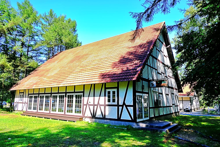 Rokkatei Confectionery and Stores: Popular Sweet Treats from Hokkaido