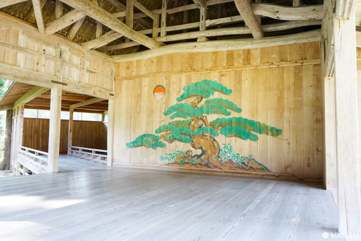 The Origins of Ikebana Floral Art: History and Major Schools