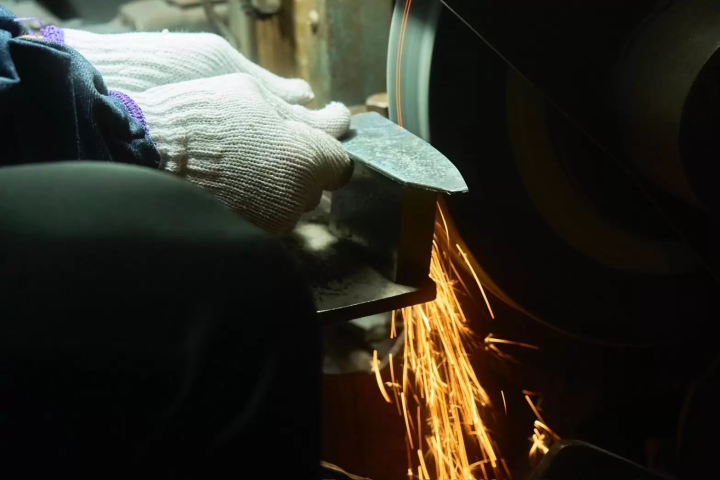 【장인의 거리 연삼조】가이드북에 실려 있지 않은, 세계에 하나만의 식칼을 만드는 여행