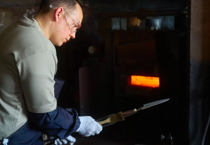 【장인의 거리 연삼조】가이드북에 실려 있지 않은, 세계에 하나만의 식칼을 만드는 여행