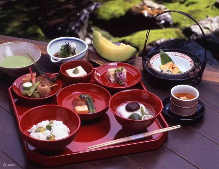15 Kyoto Restaurants Combining Convenient Booking with Exquisite Cuisine. 