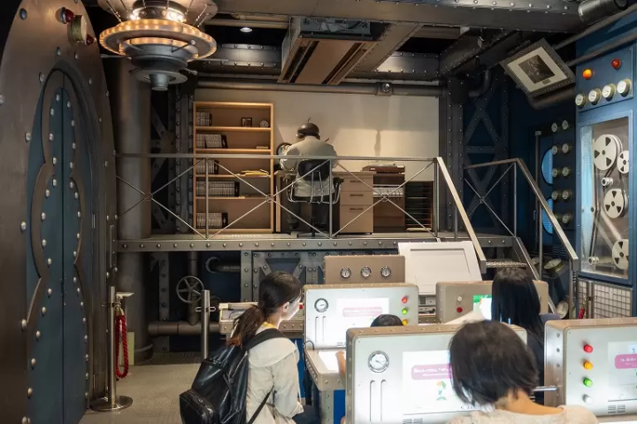 ▲An anime production studio-style experience corner