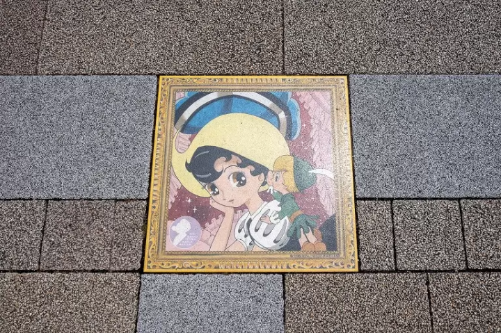 ▲ Sapphire, the main character of "Ribbon no Kishi". A princess with a boy's heart in a girl's body.