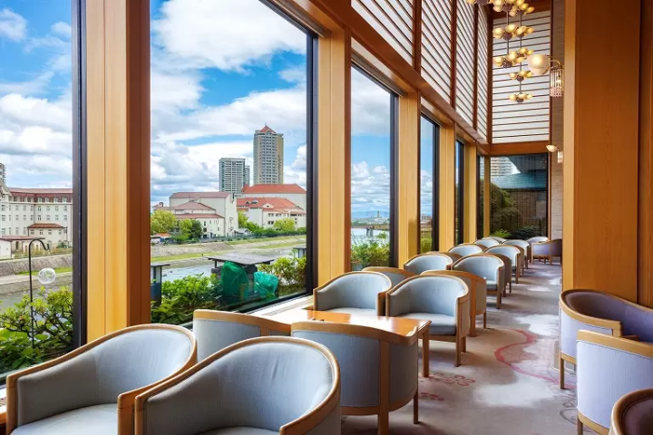 ▲The view from the lobby of Hotel Wakamizu