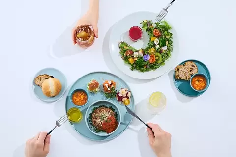 10 Cafes in Omotesando-Harajuku: Trendy Spots and Cute Finds