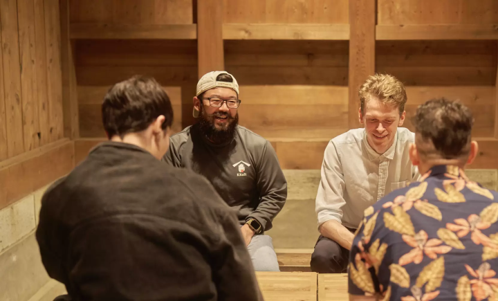 [สึบาเมะ-ซันโจ เมืองแห่งช่างฝีมือ] สะสมประสบการณ์และความเชื่อมโยงที่เกิดจากโกดัง และเผยแพร่เสน่ห์ของการผลิตไปทั่วโลก