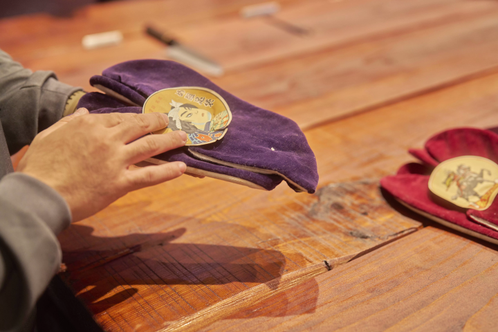 [สึบาเมะ-ซันโจ เมืองแห่งช่างฝีมือ] สะสมประสบการณ์และความเชื่อมโยงที่เกิดจากโกดัง และเผยแพร่เสน่ห์ของการผลิตไปทั่วโลก