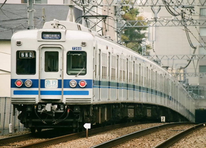 電車のイメージ画像
