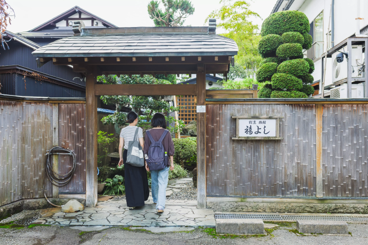 和の情緒があふれる宿に2日間ゆっくりと滞在できる 