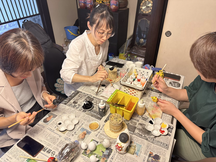 個人旅行にも団体旅行にもおすすめ「高柴デコ屋敷」