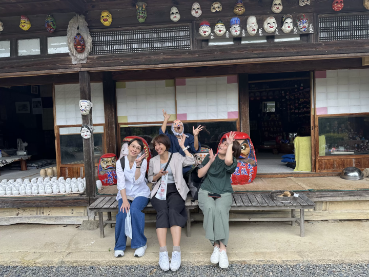 個人旅行にも団体旅行にもおすすめ「高柴デコ屋敷」