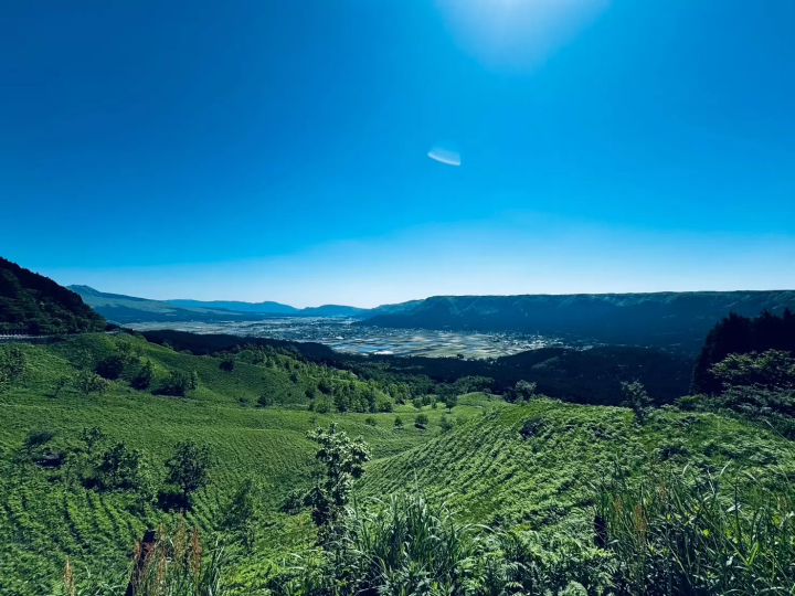 每晚1600万日元！世界上最贵的清酒酿酒厂之旅* 豪华清酒品牌SAKE HUNDRED于7月23日推出新服务，丰富私人飞机旅行。