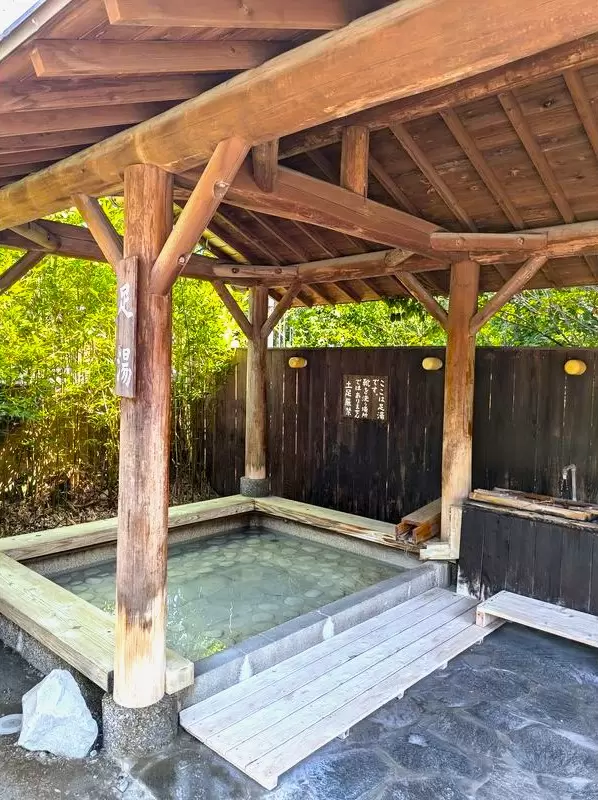 เที่ยวนันกิชิราฮามะด้วยจักรยานไฟฟ้า! แผนเที่ยวสุดคุ้ม ครบทั้งออนเซ็น ทะเล และอาหารอร่อย