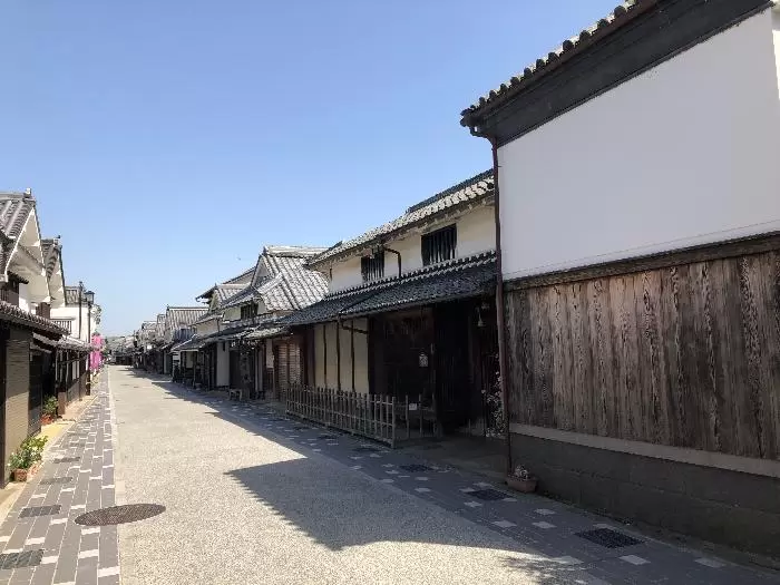 漫步丹波篠山歷史街景：重要傳統建築群保存地區“河原町妻入商屋”