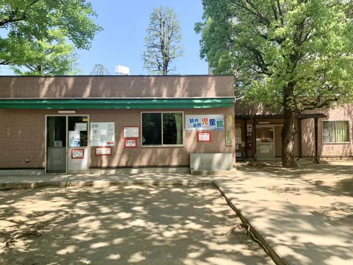 Recommended for a stroll with three generations of parents and children [Araiyakushi Park and Araiyakushi Baishoin]