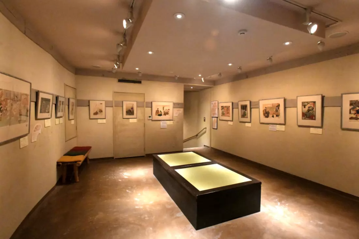 [From Eeyan ! Osaka Shopping Street] Feel like you're traveling in the Shopping Street. Enjoy the atmosphere of Minami,Osaka to your heart's content on this tour