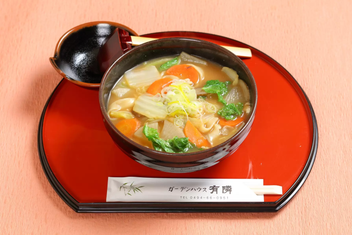 [ฤดูหนาว 2025] เมืองนากาโทโระ จังหวัดไซตามะ ไปดูดอกไม้เมืองหนาว "รูไบ" ที่บานสะพรั่งบนท้องฟ้าฤดูหนาวที่แจ่มใส