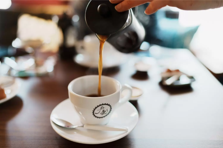 外苑前　カフェ