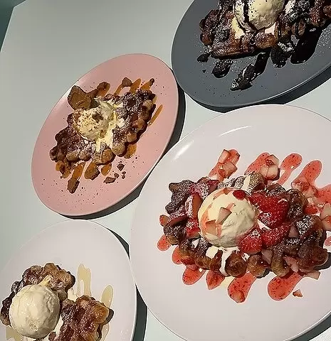 OSHI ni MUCHU Cafe Osaka