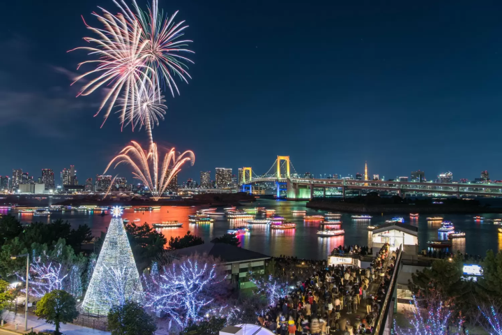 Odaiba Rainbow Fireworks