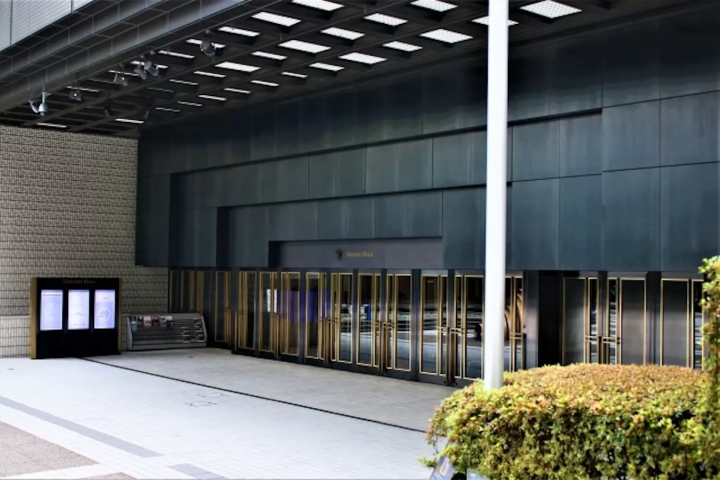 サントリーホールの建物