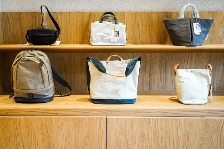 A Major Bag Production Hub: Enjoying Artisan Craftsmanship on "Kaban Street" in Toyooka