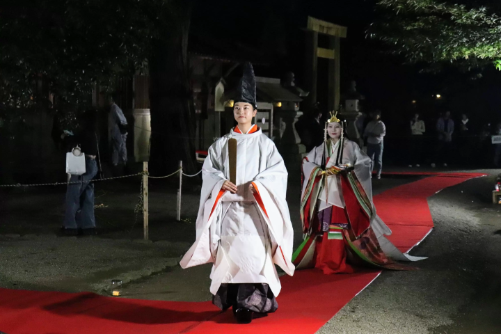 [November 2024] Full moon night tour to pray with the Saio at Takejinja Shrine | Experience prayer in the Heian period