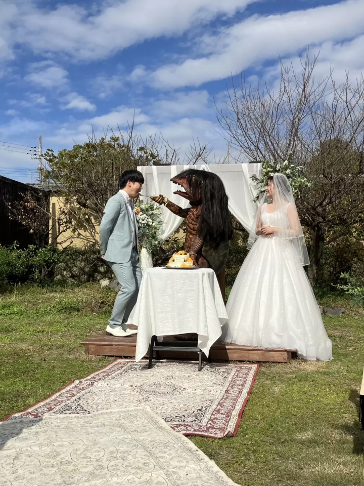 A wedding ceremony was held with Gajiro helping out.