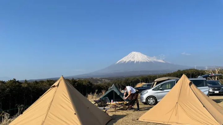 出典：hinataスポット 