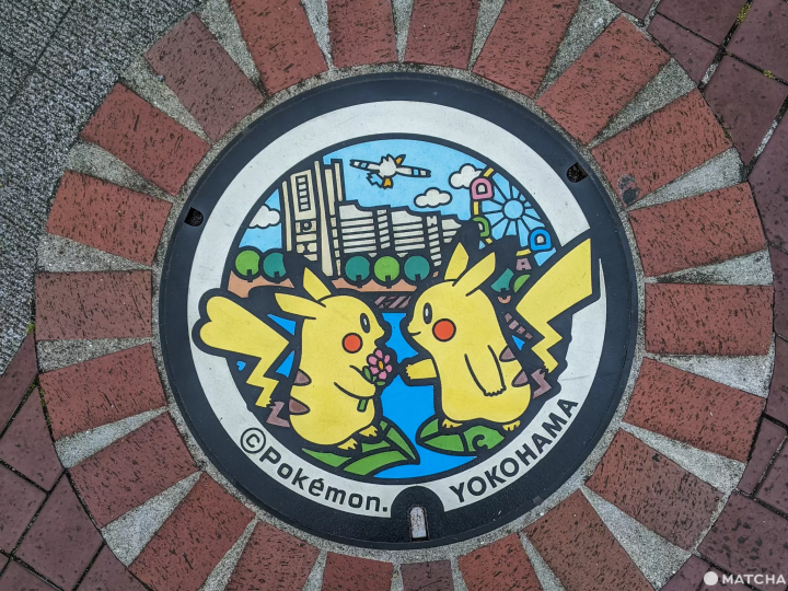 橫濱櫻木町站前的皮卡丘寶可夢人孔蓋