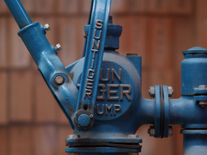 "Exploring Retro Nakano, Tokyo" - Stroll around the south exit of Nakano Station, where redevelopment is underway -