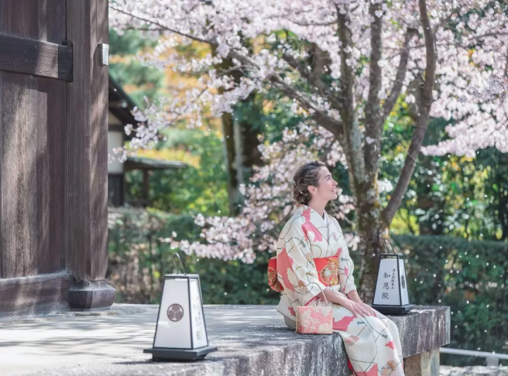 6 สุดยอดการถ่ายภาพชุดกิโมโนในเกียวโตที่คุณควรเข้าร่วม